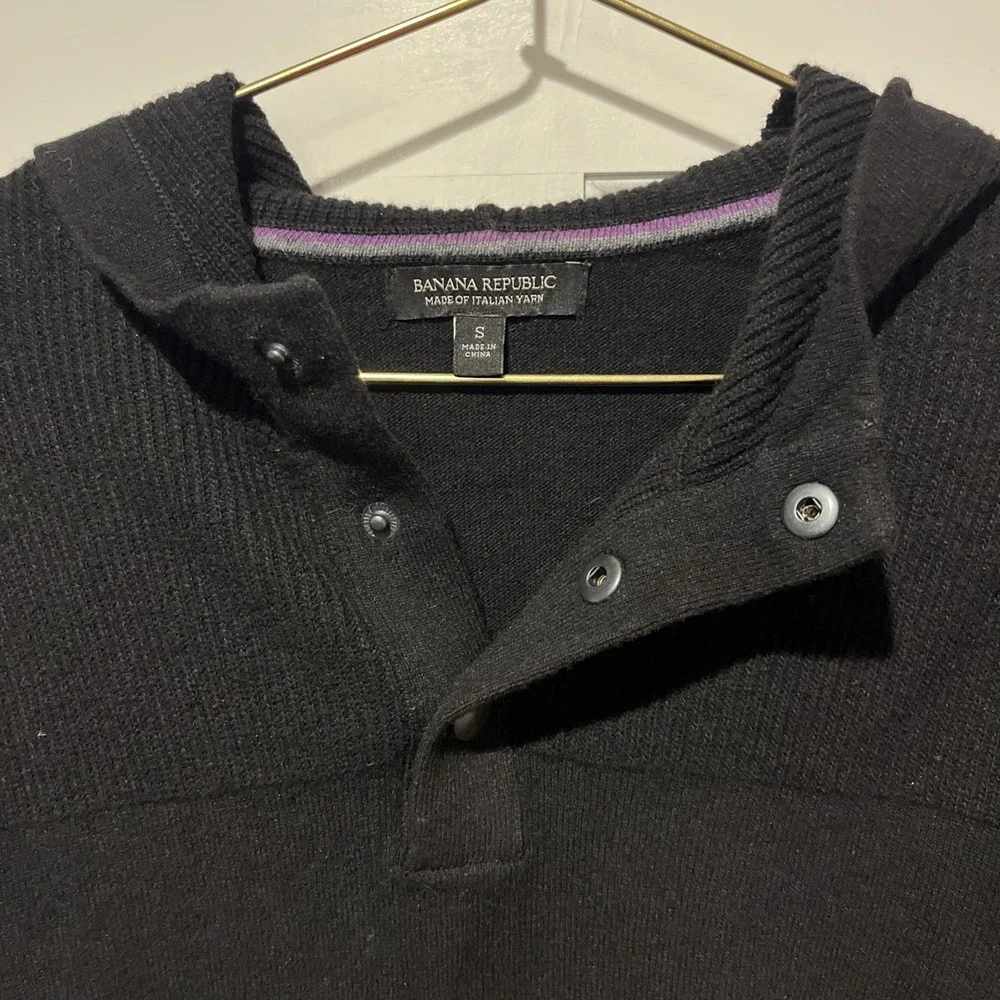 Banana Republic Men's Italian Yarn Wool Blend Black‎ Hooded Sweater Pullover